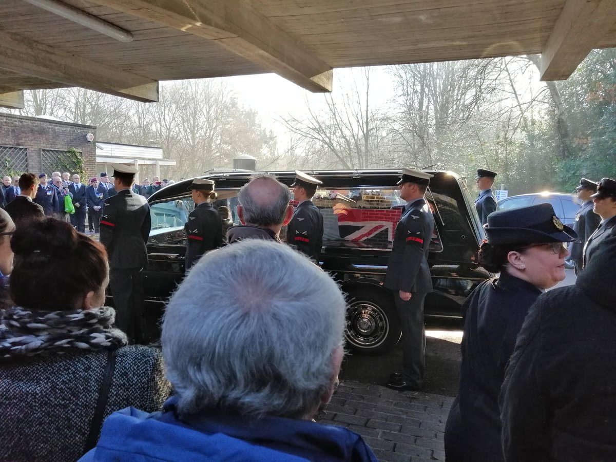 WeWalkForThem's tweet photo. It was an honour to have attended George Peter Osborne's funeral today after social media asked people to help give him a send of he deserved. He was a WW2 veteran of the RAF and had no family or relatives. The @PoppyLegion were there in force to show their respect. Over 300 came https://t.co/EpWvX2q6kT