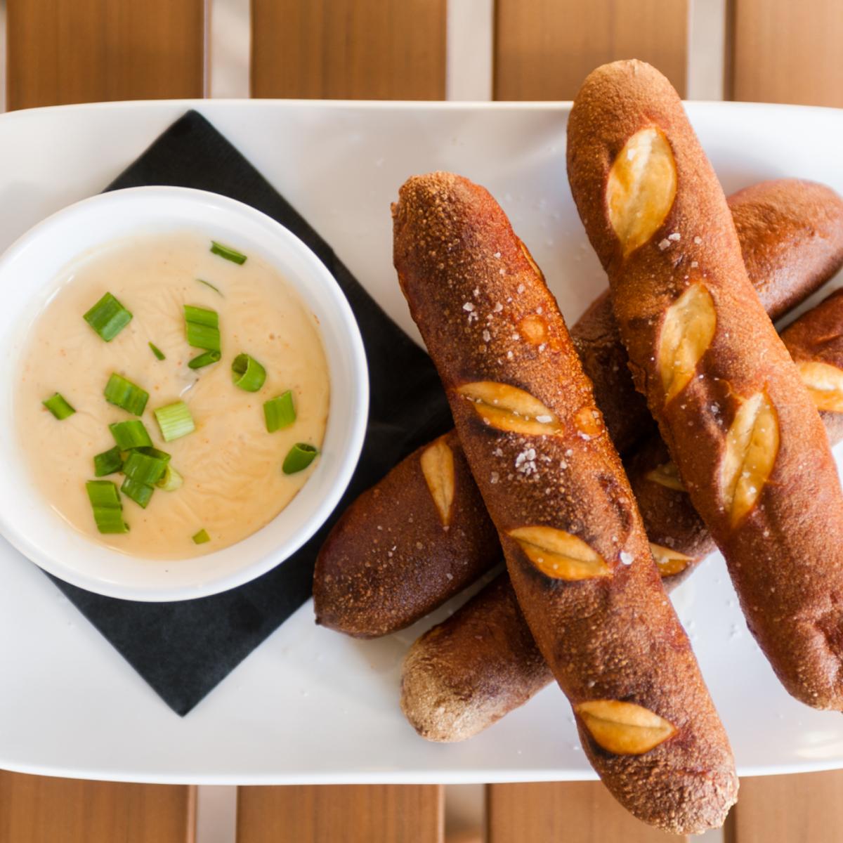 BlindSquirrelKY's tweet photo. The perfect date night starter. https://t.co/a7jtaxLJpN