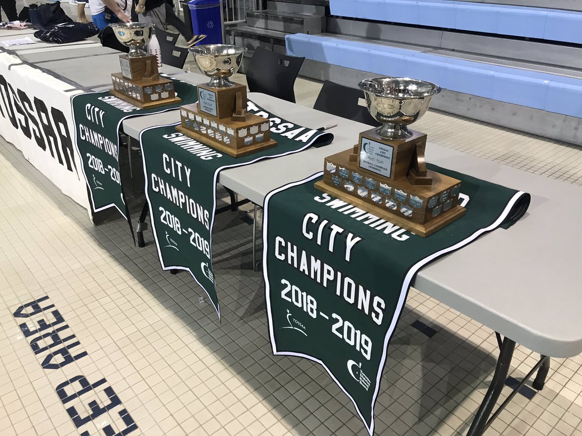 TDSSAA_TDSB's tweet image. TDSSAA City Championships hardware @tdsb @tpascentre Congratulations @TDSB_YMCI on your Overall Men’s, Women’s &amp;amp; Combined win! #TDSBsports
