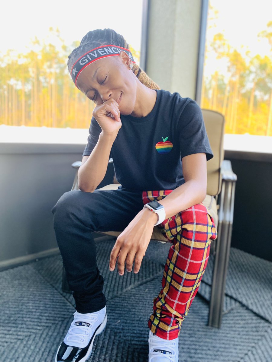AleiaKristene's tweet photo. Hopped out my feelings & hopped in my bag ๐ฃ๐ผ๐ฏ
_____________________________
#AleiaKristene #c2md #screenwriter #director #Godfirst #explorepage #femalefilmmaker #theshaderoom #roommates #bhm #blackhistorymonth #yearofthereveal #tsr https://t.co/8p8Lu1i7Oe