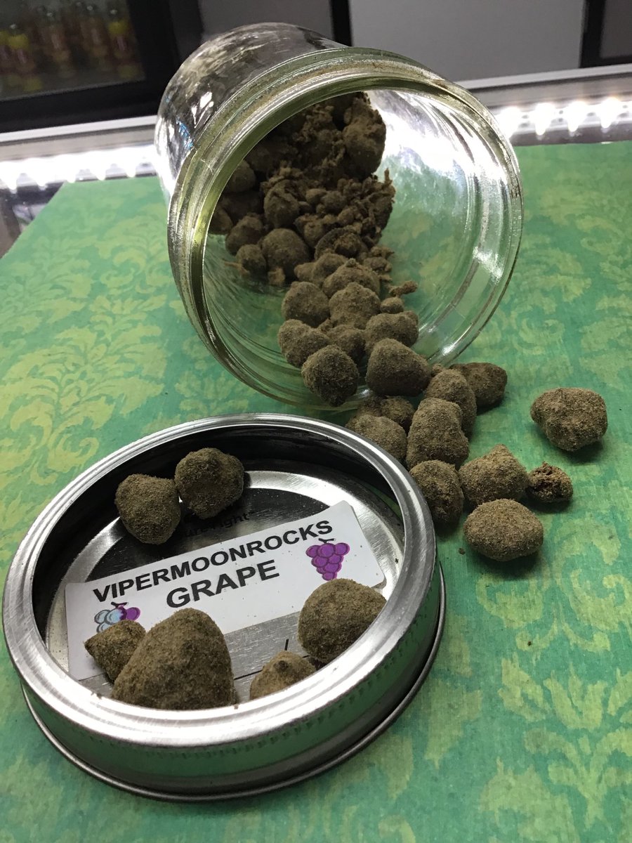 exit_710's tweet photo. ***Pot Spot Alert*** Come get your Grape Vipermoon Rock today before it’s gone #Dank $20donation https://t.co/redkaMa6LK