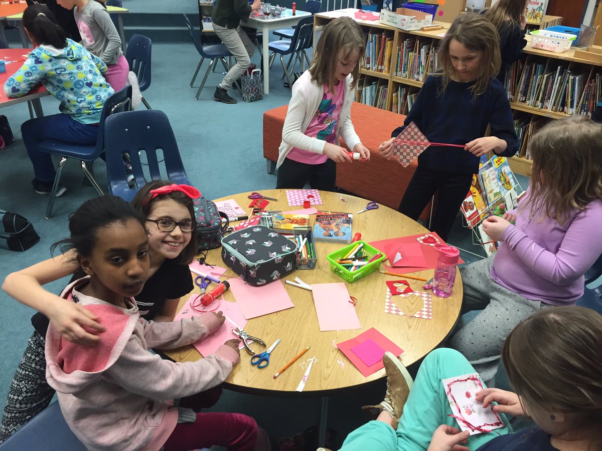 NordaleLibrary's tweet photo. Today during MYRCA Club we wrote Valentines for our favourite characters! @MyrcAward @nordaleLRSD https://t.co/pI9qjer2Lb