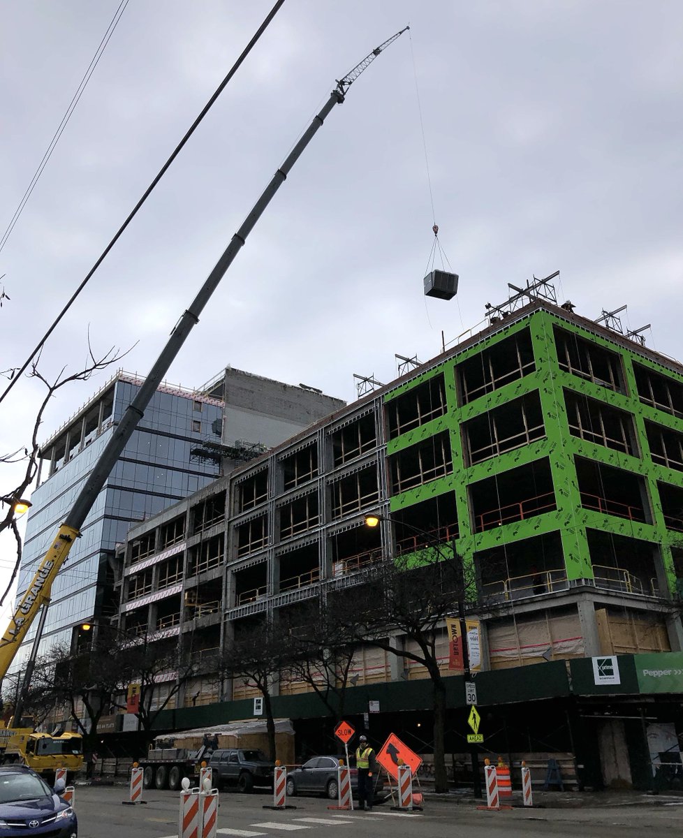 MAPStrategies's tweet photo. Take a look at @CedarStreetCo's 5050 N Broadway multi-family building under construction - photos were taken this afternoon. https://t.co/pXpl9TnSoX https://t.co/BVaKDVKpir