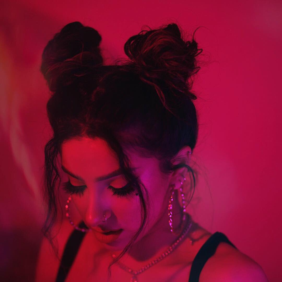 these posts got destroyed by the Instagram algorithm so...

hi twitter, I spent my evening taking these by myself on my bedroom floor and I’m kinda happy with them