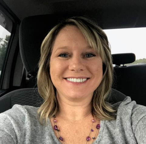 HealthHelp's tweet image. Meet Jennifer, a HealthHelp Clinical Team Member since 2015. Jennifer got her start in nursing in 2003 and previously worked on the med/surg/oncology floor. In her spare time, she likes to read and watch football, especially the Buckeyes and Steelers! #TeamHealthHelp