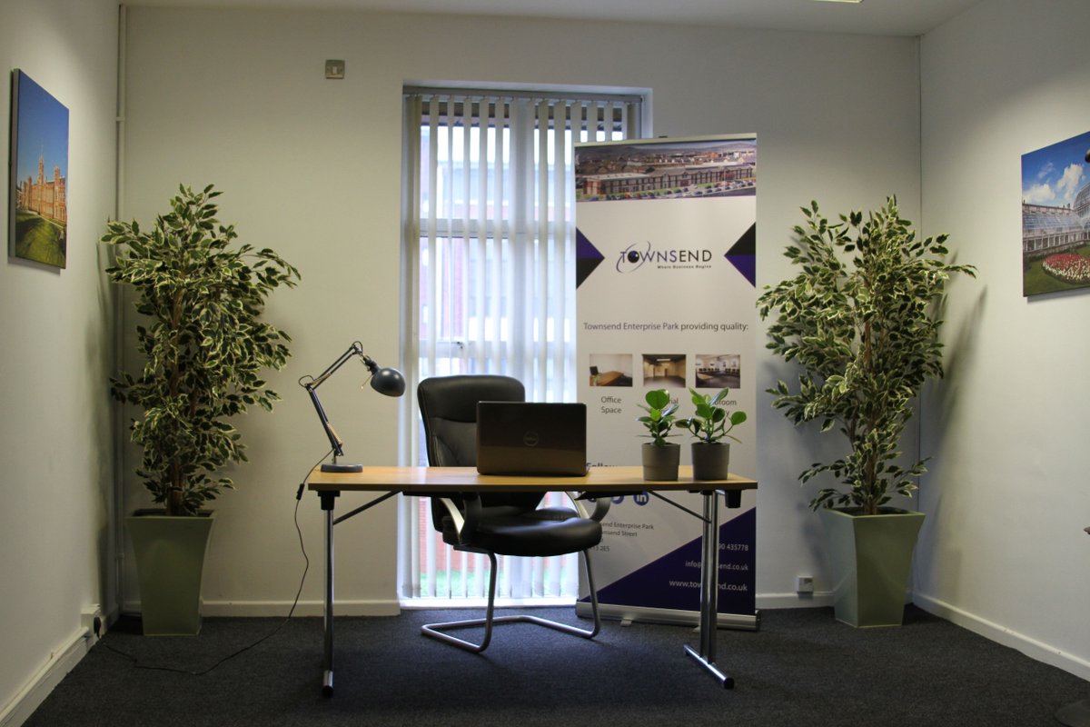 TownsendBT13's tweet photo. Only 2 offices left! - make sure you don't miss out on the place for your next business opportunity. #BelfastHour #LoveisGrand #WhereBusinessBegins https://t.co/kDIANh0Aut