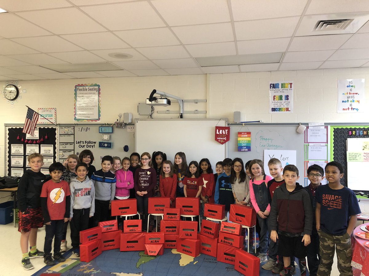 BSTmrsgood's tweet photo. Such a fun Valentine’s Day party with my 24 Valentines! https://t.co/4OuPwkXIUE