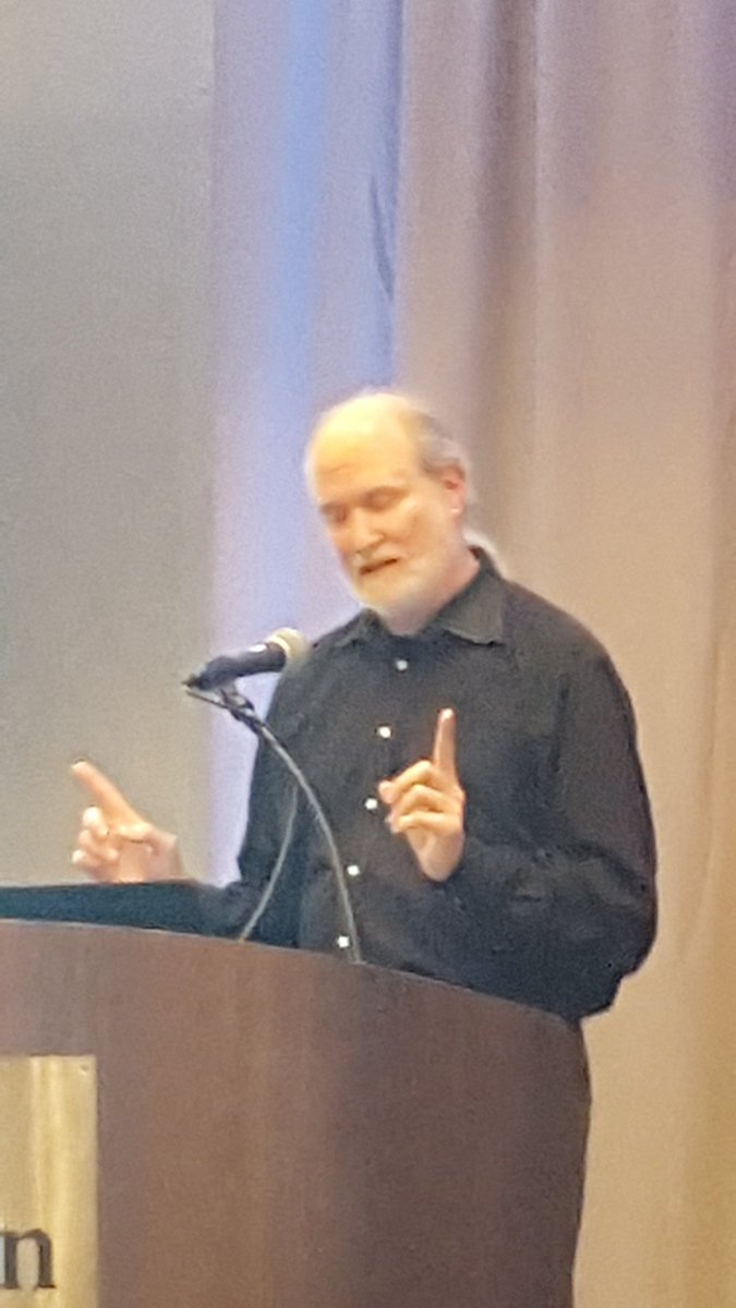 @ddegler from @design4context talks about the best way use semantics to understand the context of a search in #scholarlycontent to build indexing strategies that reflect nuances and implicit meaning of searches. Build searches that reflect how users think. #NFAIS2019