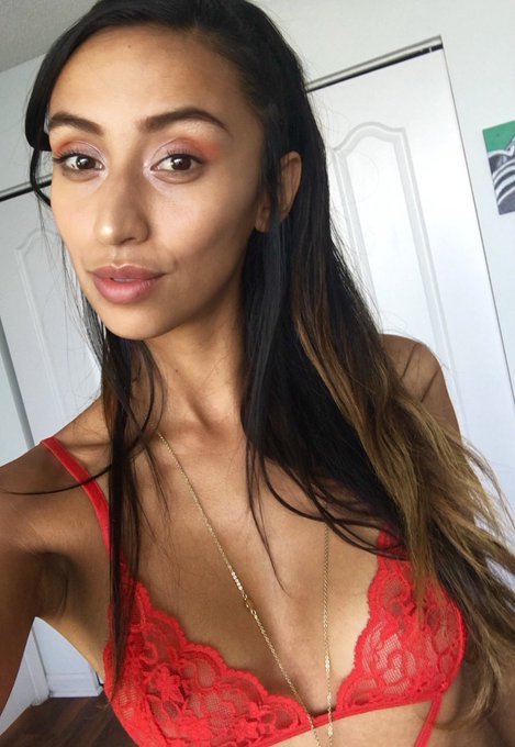 Happy Valentine&rsquo;s Day 💕❤️ https://t.co/6OJFxTJAzk<a href="/tag/chaturbate"class="tags"><span>#chaturbate</span></a>