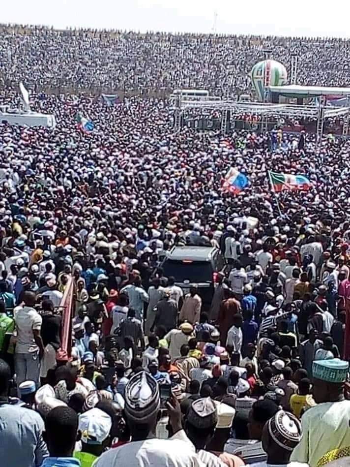 cbngov_akin1's tweet photo. Ladies and gentlemen, this is how we rapped our next level campaign in Katsina today.
PMB attends Campaign Rally in Katsina State on 14th Feb 2019,
#PMBinKatsina
#NextLevelNigeria
#VotePMBPYO
#Fourplus https://t.co/FzEFE527HE