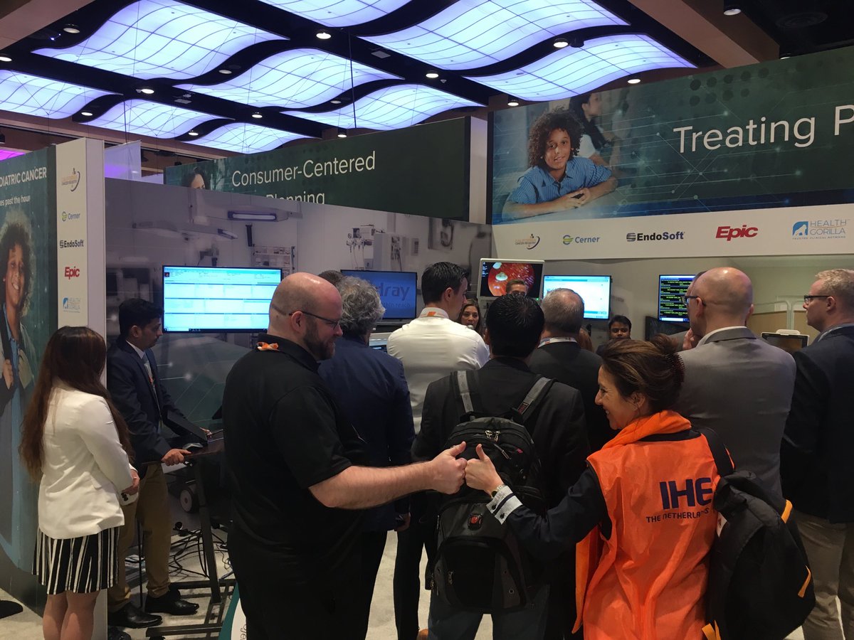 MarleneGigase's tweet photo. Soepele ondersteuning in netwerkzorg dankzij gecoördineerd gebruik van standaarden. Laatste interoptour van @iheNL #himss19 #himssDutch #ihe #hl7 #FHIR and thank you @davidkissinger #interopshowcase https://t.co/RtqtR5UZuz