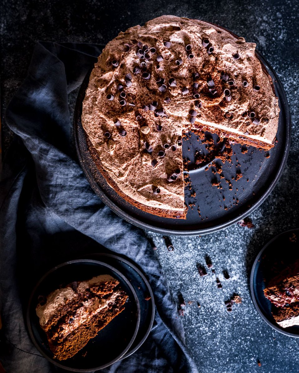 Happy Valentine’s Day! What better way to say, “I love you,” than sharing a slice of your favorite chocolate cake with #DriedMontmorencyCherries? 😜❤️🍰🍒 #ValentinesDay #StoneridgeOrchards #DriedFruit #Organic