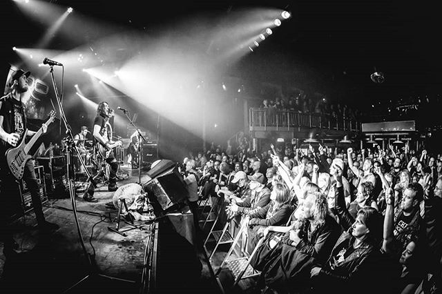 OversenseBand's tweet photo. Black and white live action at @zechebochum from our latest Winter tour 2018 ๐ฅ
Hell yeah, you guys know how to kick ass ๐๐ค Original pic by @musikiathek
#oversense #oversenseofficial #blackandwhite #live #tour #metal #heavymetal #stage #crowd #liveacโฆ https://t.co/KEsoMAS1t4 https://t.co/FYyniea8iv