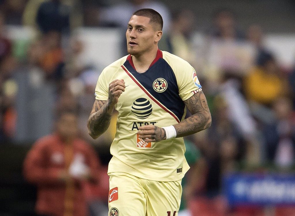 Nicolás Castillo se perfila para ir de titular ante Pumas