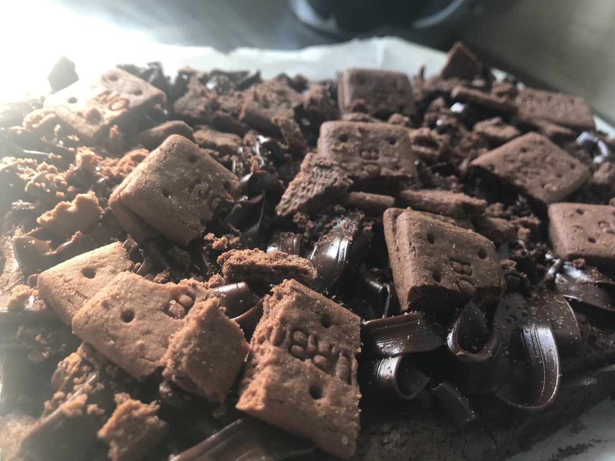 In tomorrow frosted Bourbon biscuit brownies 🤤😋.      #brownies #rye #eastsussex #berylscafe