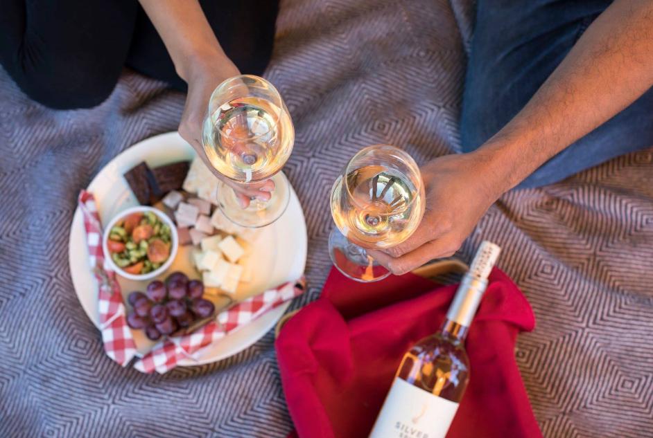 Happy Valentine's Day to all Napa Valley wine lovers. ❤️️