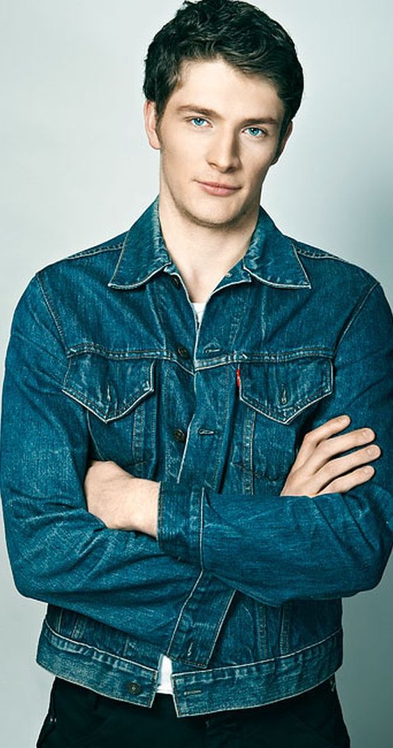 Happy Birthday Brett Dier! 