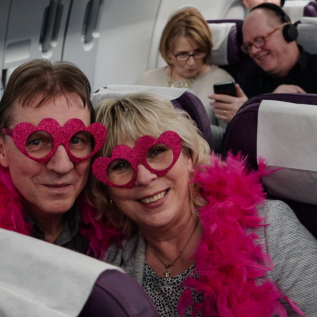 All you need is love, but a little WOW doesn’t hurt! 💘

H A P P Y  Valentine’s Day! 😍💗

#wowair #valentinesday