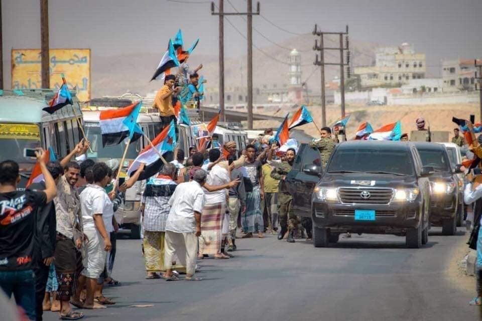 AdenNags's tweet photo. #حضرموت_ترحب_بالانتقالي .حضرموت كعادتها تستقبل أبناءها من قيادات  #الانتقالي واستقبال رسمي وشعبي للانتقالي وهذا رد سياسي مباشر علي من يدعوا ان الجنوب ليس له شعب واحد  ،،،، ان اطماع عصابات اليمن الشمالية و الاقليمية قد بكى منهم التاريخ  ولن يسمح لهم بناء اطماعهم علي حساب الجنوب https://t.co/vqoNhtzJDH