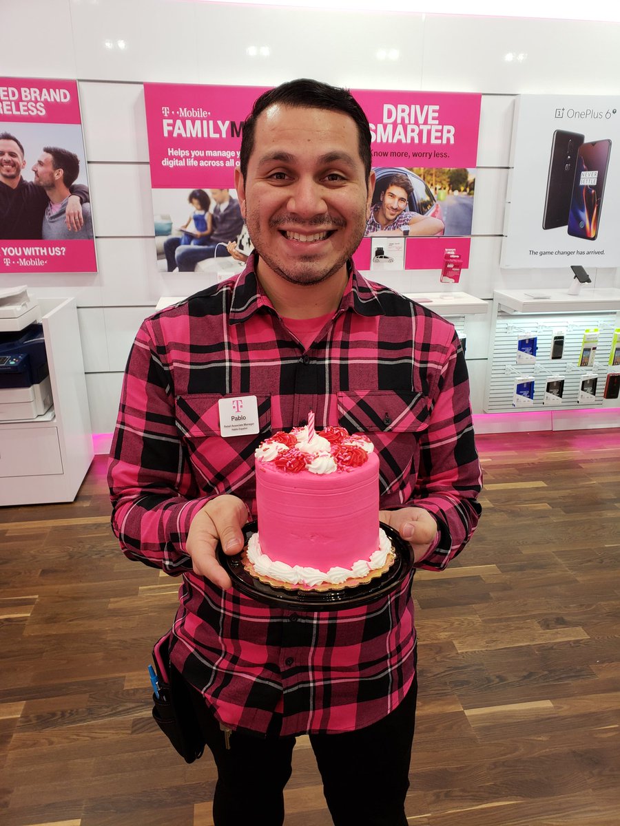 Shout out to one of best leaders to walk through our doors! Today is your day! HAPPY BIRTHDAY! JUAN PABLO <a href="/jpric0/">Juan PABLO Rico</a> <a href="/TJMartinez1000/">TJ Martinez</a> <a href="/AdrianVanHooser/">Adrian Van Hooser</a> <a href="/TMOSanFrancisco/">T-Mobile San Francisco</a>