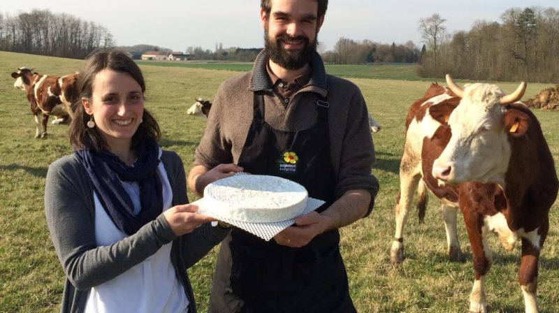 [NOUVEAUTÉ] Commandez directement chez les petits producteurs le mardi et faites vous livrer le vendredi au SUPER Café grâce à <a href="/Peligourmet/">Peligourmet</a> ! 😋🍏🥕 #bio #circuitcourt #mieuxmanger 
Plus d'infos ➡️ bit.ly/2GVM2MM