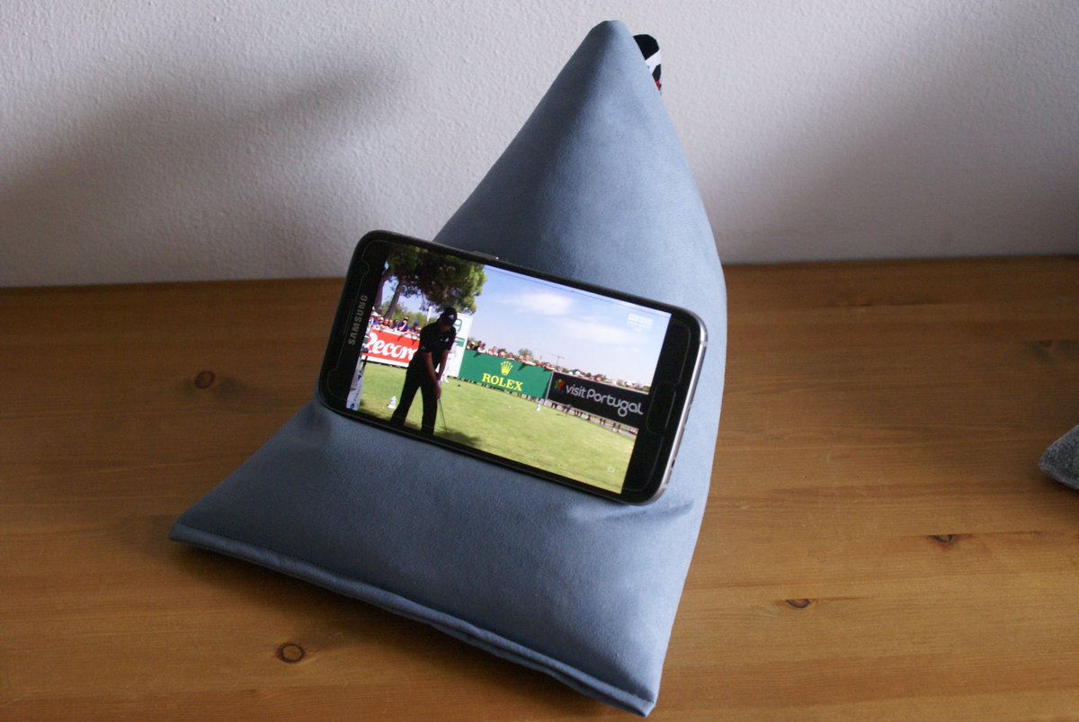 edgebeanbags's tweet photo. Last Friday of the month, (already!) #FridayFreebie #Comp #Competition to win a #TechbedMini from our sale range, like, RT&F. Winner announced Sat am.
https://t.co/uHTJ7cMxXv based in Wokingham, create & despatch each beanbag & Techbed ourselves: husband & wife dream team x https://t.co/fAvS0cKJPs