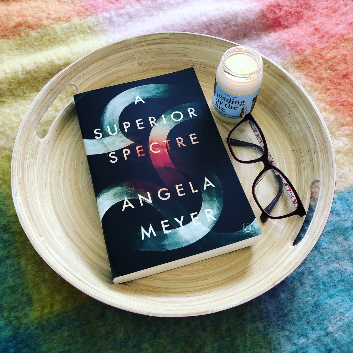 justabookish's tweet image. Latest episode of @betterwordspod featured @LiteraryMinded chatting all about #ASuperiorSpectre! We had a great chat with Angela about genres and writing anxiety 📖 Listen now on your fave podcast app 🎙 #betterwords