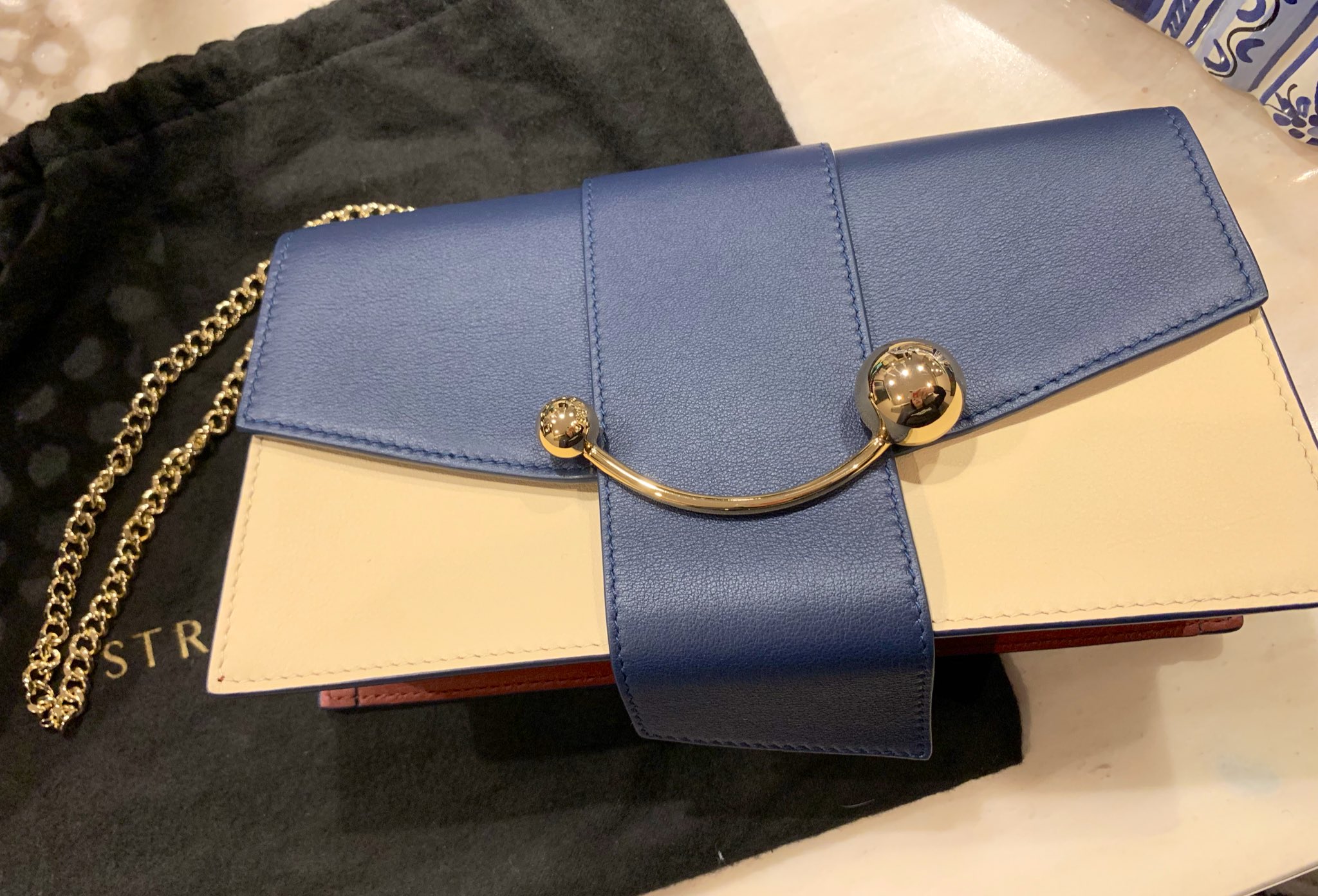 ストラスベリー（Strathberry）｜スコットランドの高級バッグブランド 