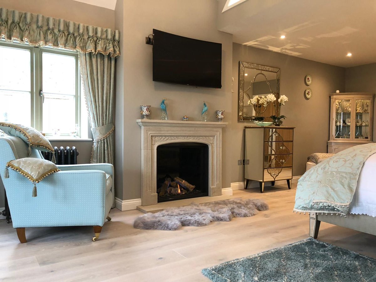 coriniumstoves's tweet photo. #InstallationImages We love this photo of a recent installation of a Dru Maestro 75 in this living room - a real feature fireplace! #CSInstallations #CoriniumStoves https://t.co/S0CfO5fbMF
