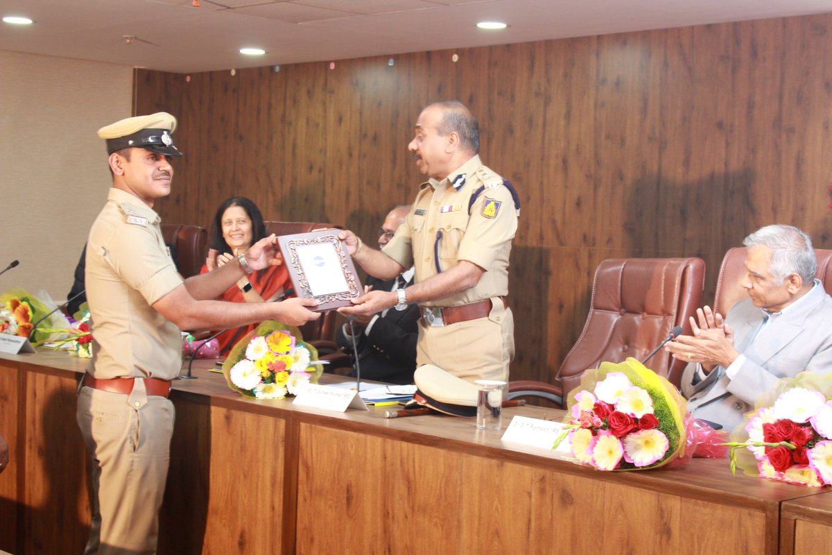 IChangeMyCity tweet media