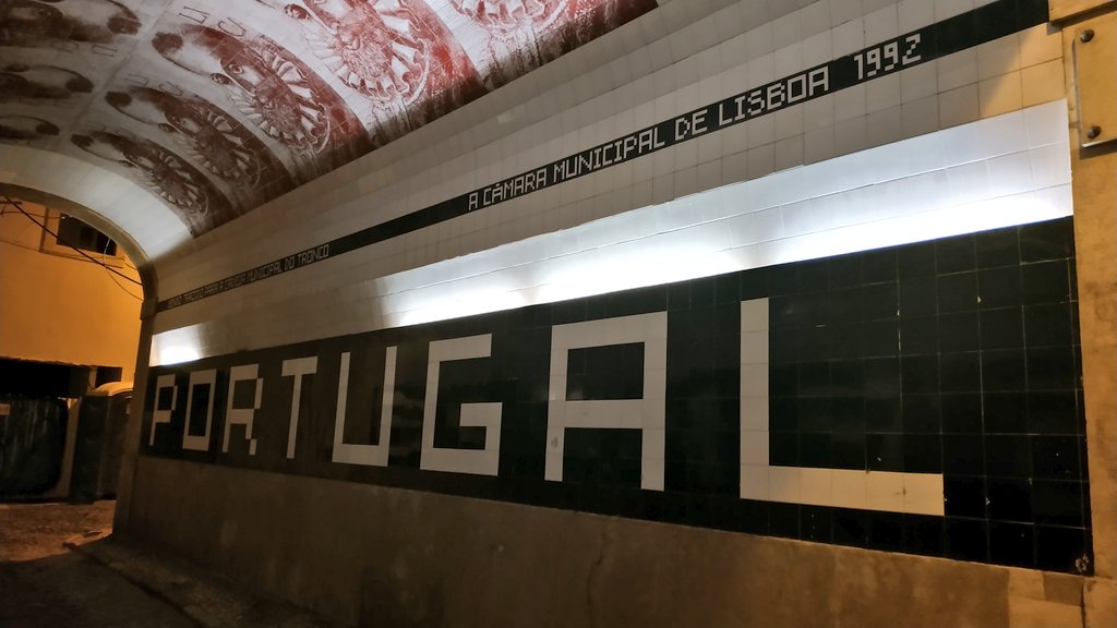 Reina_Mayla's tweet image. Corners of Lisbon 😍📷
#EmbeddedReporter #RecursionPrime #DarsanaPrime #XMAnomaly #Lisbon #Ingress