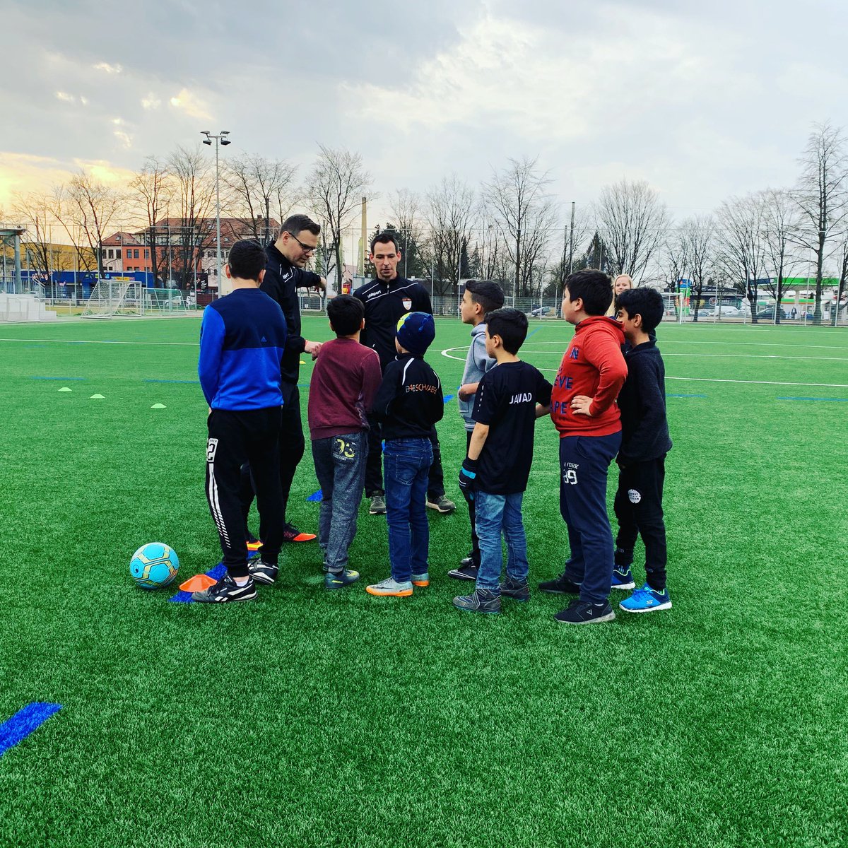 Fremd wird Freund in #Augsburg - #Oberhausen ⚽️🍀😃 #nonprofit