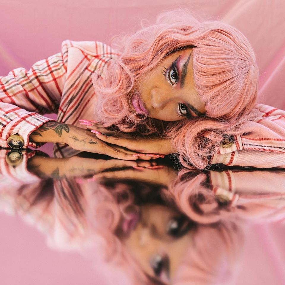 samliddicott's tweet image. Golden sisters united: @iamkinck, @AdryeIIe; @sarahezen, @iamyola; @fifirong, @lights; @mesadorm, @TacocaTs; @Rico_nastyy, @becksbowe; @hanapiranha, @sir_babygirl; @_scarletsails; @saachiofficial, @olympiamusic; @CallaghanBelle, @AlexHepburn...
musicmusingsandsuch.com/musicmusingsan…