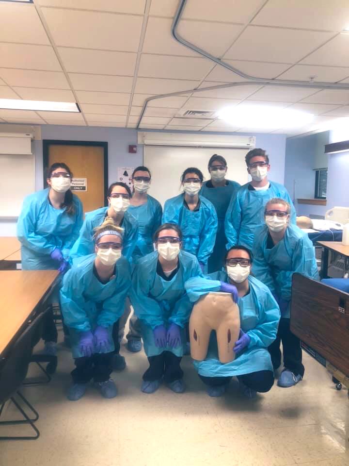 mainou_yang's tweet photo. As much as I hate doing clinical paper work, getting 2 hours of sleep, waking up at 4am and having multiple mental breakdowns. This makes up for it #futurenurse https://t.co/wZClmtpfM8