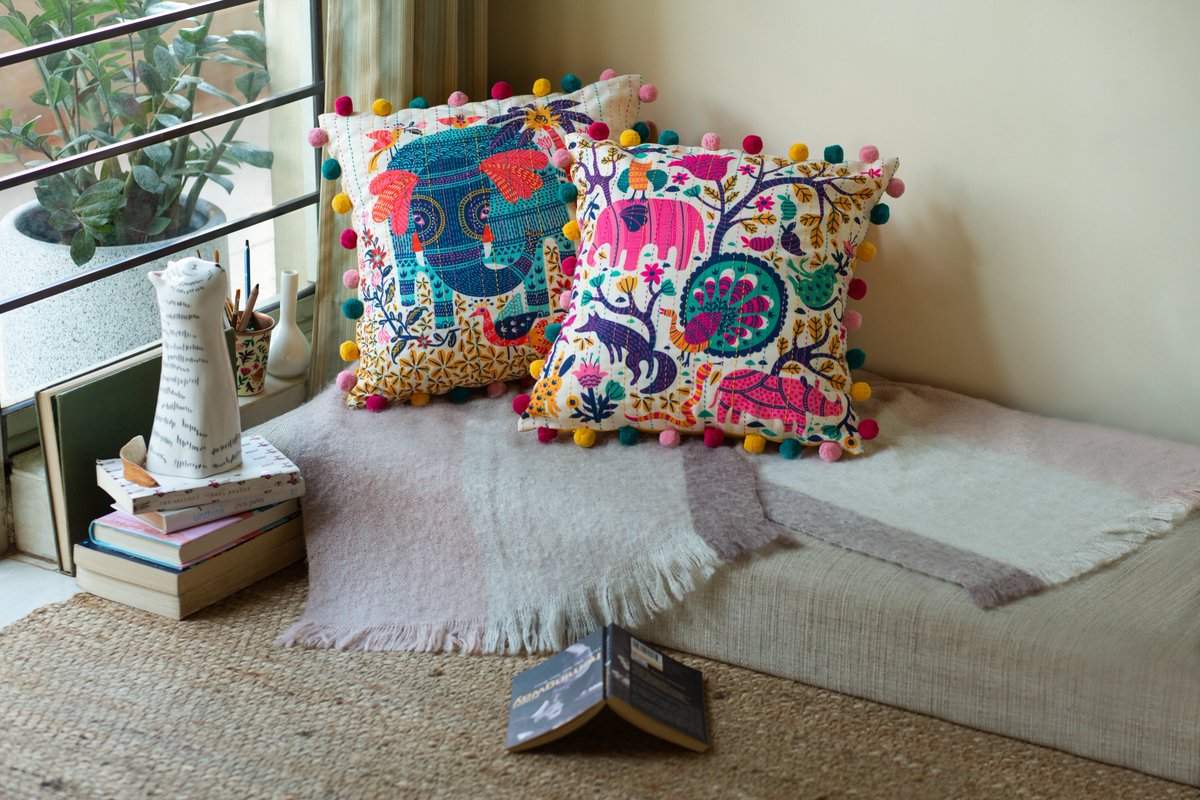 Add a bit of texture and character to corners with our latest Home Collection - Jungle Fiesta, Inspired by Gondh Tribal Art. 
Shop now : chumbak.com/gond-collectio…
#JungleFiesta