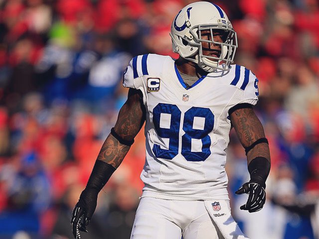 xmflcolts's tweet photo. We have re-signed 24 year old superstar linebacker Roshawn Waynes to a 7 year, $120 million deal. 

Waynes: “I had hoped we could get a deal done. I love playing for this organization and believe we will get to where we need to be to win consistently.” 
#Colts @xtrememfl https://t.co/BPIM8WJ8wu