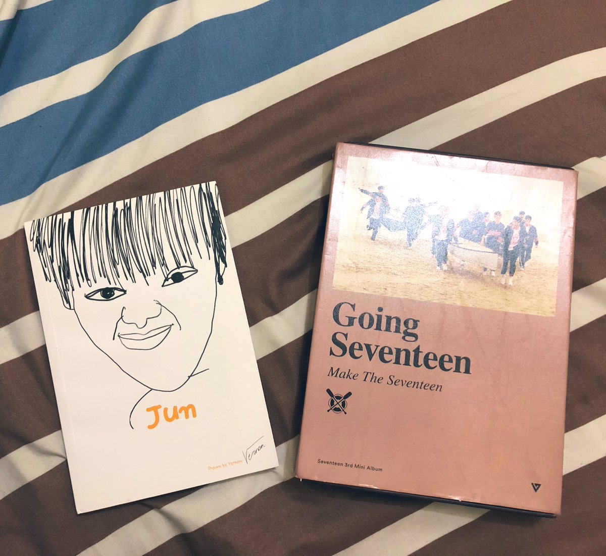 snakeufangirl's tweet photo. 🔥 GIVEAWAY 🔥
krn @pledis_17 #SEVENTEEN waktu itu menang #Home10thwin (telat bgt ya😅) jd aku mau GA :
- 1 album only gose MTS
- 1 Notes dicon magz Jun (drawn by vernon)
rulesnya cukup RT, follow aku sama reply #SEVENTEEN + tag @pledis_17 . yg mau mutualan ayo!
End : 1 Maret https://t.co/pYtbxYnjj5