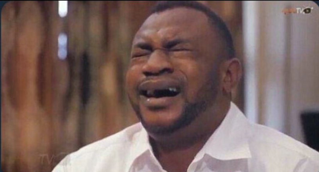 TheRomanDC's tweet image. Did u hear about the  fire that rocked the ABA shoe factory? 

Hundreds of soles were lost 😭😭😭😭