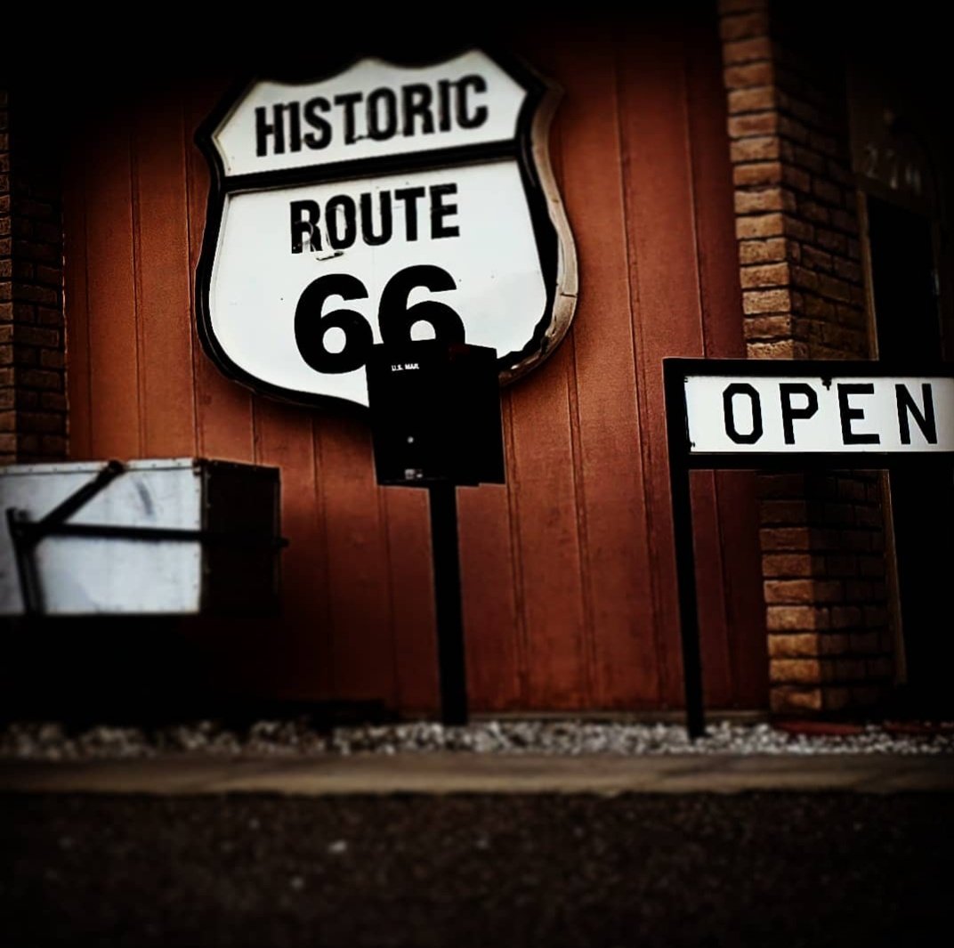 #route66 #historic #historicroute66 #nikonz7 #nikoncanada #nikon #lovenikon #photographer #nikontop #light_nikon #mirrorlessreinvented #mirrorlesscamera #z7 #snapshot #natgeo #traveltheworld #travelphotographer #travelphotography #wanderlust #photography