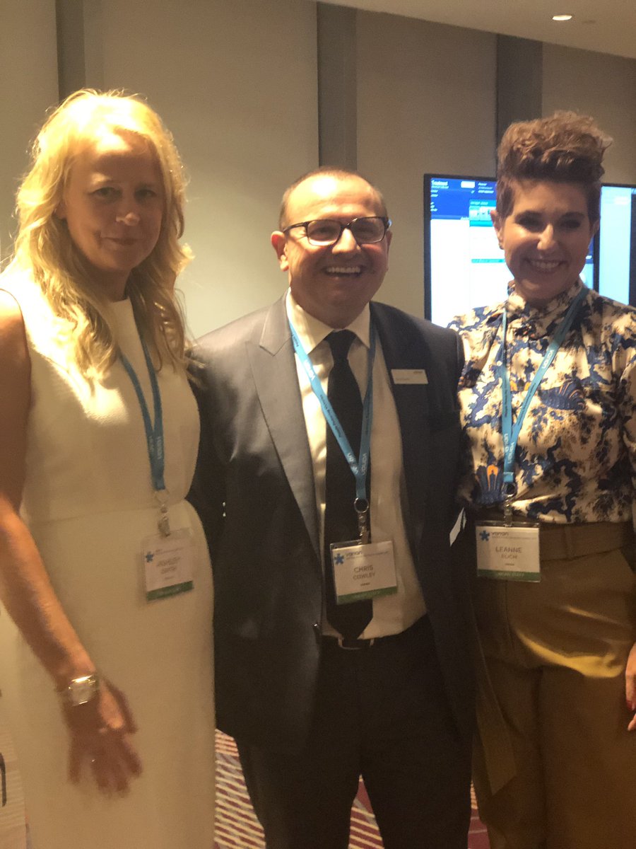 At tonight’s 2019 Oncology Summit Welcome Reception, Snr Managing Director @ChrisCowley1 farewelled current Director of Sales Ashley Smith and Welcomed new Head of Sales @LeanneElich