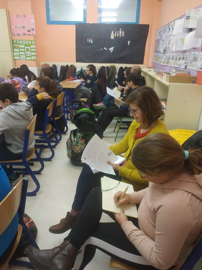 Cole_Aldebaran's tweet photo. Reaching the Hard to Reach- #Erasmusplus  Job Shadowing . Alumnos investigadores. #studentsresearchers Lecciones de estudio para recoger las voces de los estudiantes. @MelAinscow  We feel happy  moving on the right way.   https://t.co/LBf9ZKqazO https://t.co/JHgLQMnowz