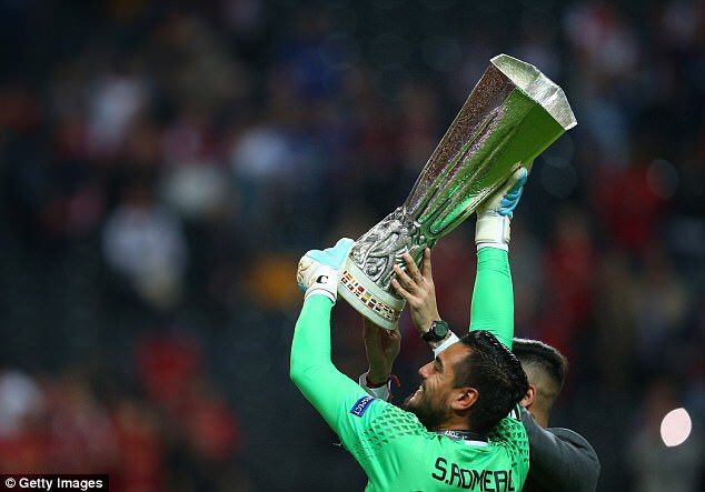 Happy 32nd Birthday, Sergio Romero. 