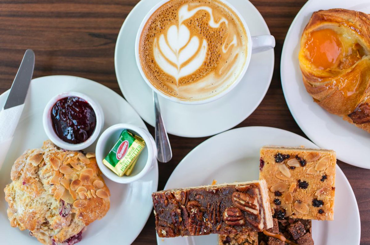 artofcoffeedub's tweet photo. It's Friday! Which means you deserve a treat ☕🥐 https://t.co/FzzJZBv5tV