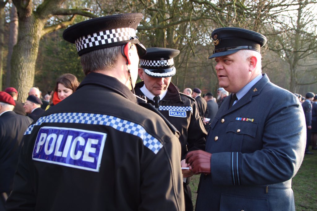 .@syptweet officers here today, along with thousands of people in the crowds