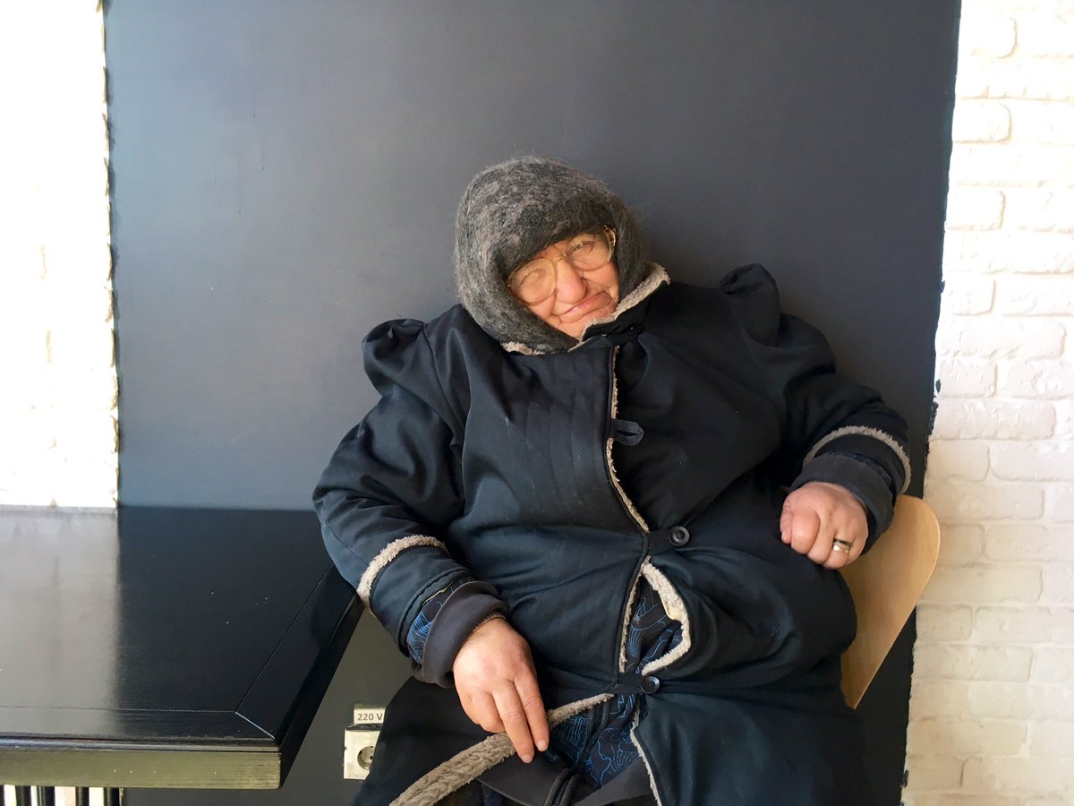 Марфа, 67 років: «Життя погане, страждаю. Дочка вмерла». #БіднаУкраїна