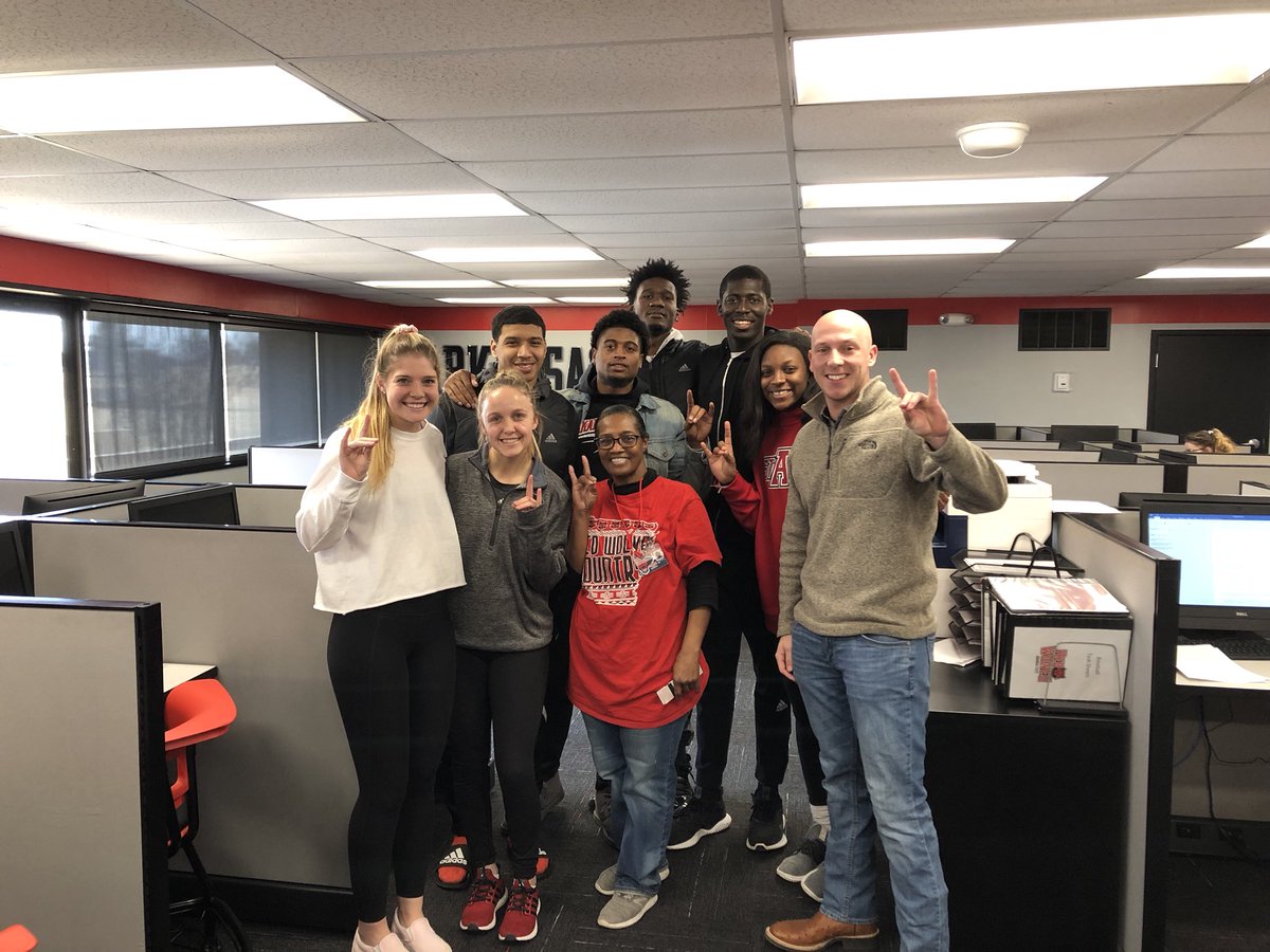 Congratulations to Mrs. Delisa Balentine on being selected as Unsung Hero of the Game. We appreciate all the work you do behind the scenes to make our athletic department run smoothly