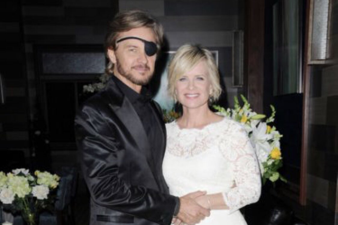 Hlynn310's tweet image. Happy Valentines Day to one of the  first #days fanbases to accept me as one of their own. I haven’t forgotten how kind you all were when I was first on here. I’m hoping Steve Johnson returns to Salem in 2019. I miss my #stayla #BringPatchBack
