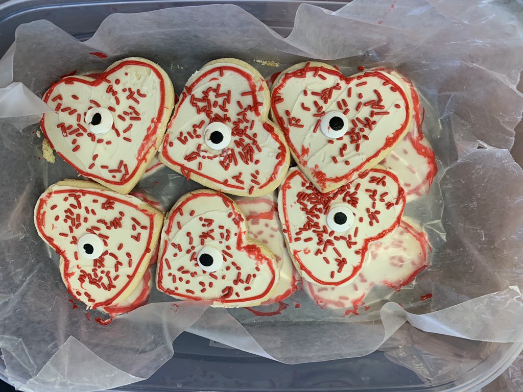 nucleiana's tweet photo. Love is in the air today❤️🌹! Look what we had for WHS today! Happy Valentines Day. Vote for the Nucleus! https://t.co/UDv12EEppp