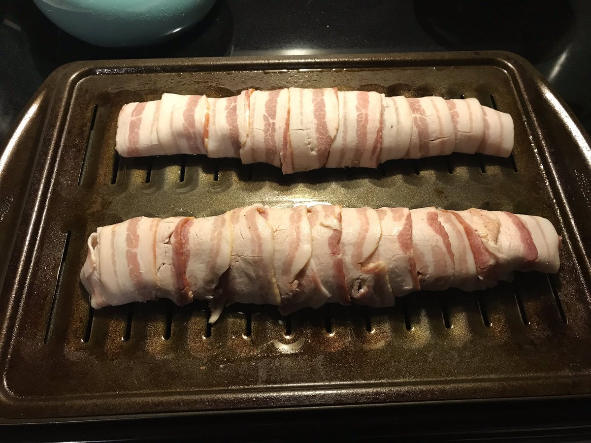 Imablaze's tweet photo. Bacon wrapped pork tenderloin on day 18 of my @whole30 #ofcourseeverythingisbetterwithsugarfreebacon #doublepork #iamgettingintothissecondwhole30 https://t.co/7lEymdWVYW