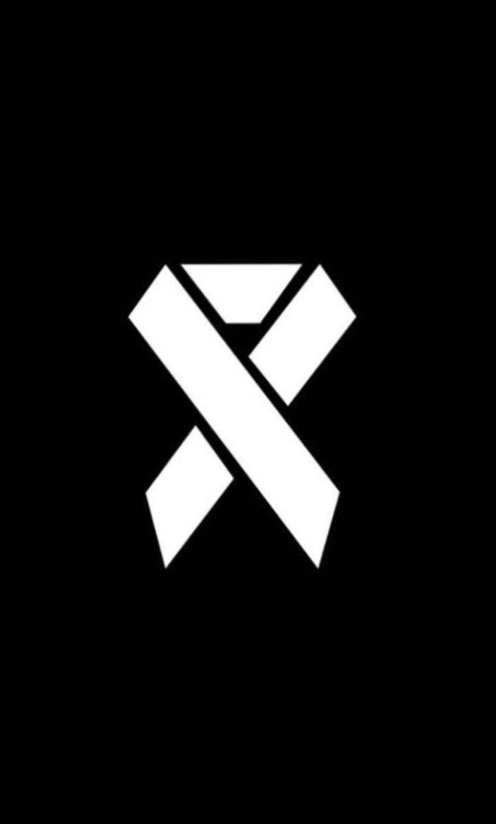 StudentActionMN's tweet photo. We remember. #Parkland17 #MSDstrong #neveragain #enough #SDAMN #gunsense 
In honor on the 17 lives that were lost one year ago today, we ask that if you are able, go out and do an act of kindness in your community💙 https://t.co/InJ5Uhx2Ak